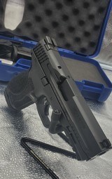 SMITH & WESSON M&P 9 M2.0 - 4 of 7