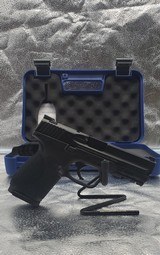 SMITH & WESSON M&P 9 M2.0 - 3 of 7