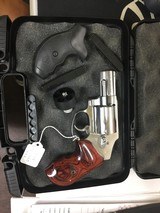 SMITH & WESSON MODEL 640-3 - 1 of 2