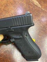 GLOCK 22 G22 GEN 4 (Night Sights) - 6 of 7