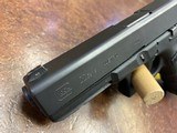 GLOCK 22 G22 GEN 4 (Night Sights) - 7 of 7