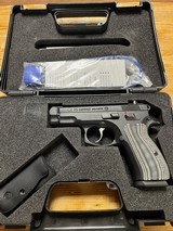CZ-USA cz 75 Compact - 1 of 3