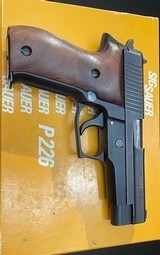 SIG SAUER P226(WEST GERMAN) - 3 of 3