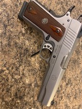 RUGER SR1911 Stainless Steel / Wood Grips - 2 of 7
