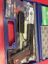 COLT 1911 GOVERNMENT - 1 of 3