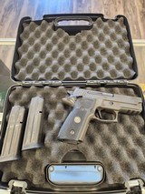 SIG SAUER P229 LEGION SAO - 3 of 3