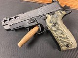 SIG SAUER P226 PRO-CUT - 1 of 7