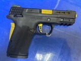 SMITH & WESSON M&P 9 Shield EZ Performance M2.0 GOLD - 2 of 3