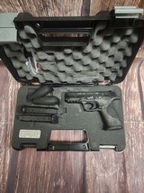 SMITH & WESSON .40S&W M&P 40 DKPD Police Trade - 1 of 6