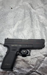 SPRINGFIELD XD 40 - 2 of 6