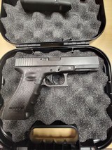 GLOCK G22 GEN 4 (Night Sights) - 3 of 3