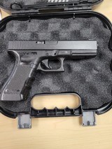 GLOCK 22 G22 GEN 4 (Night Sights) - 3 of 3