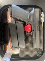 GLOCK 19Gen 4 - 2 of 4