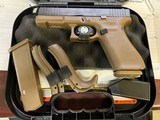 GLOCK G17 GEN 5 DE - 1 of 5