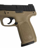 SMITH & WESSON SD40 - 4 of 7