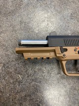 FN Five-SeveN - 6 of 6