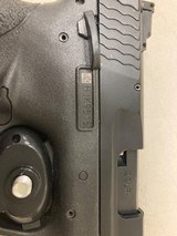 SMITH & WESSON M&P 22 COMPACT - 4 of 6