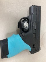 SMITH & WESSON M&P 9 SHIELD - 1 of 8