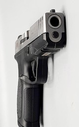 SMITH & WESSON SD40VE - 4 of 6