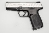 SMITH & WESSON SD40VE - 1 of 6