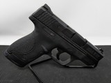 SMITH & WESSON m&p shield 40 - 3 of 3