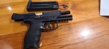 HK VP 9 - 3 of 3
