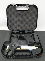 GLOCK 19 GEN 5 - 1 of 3