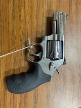 SMITH & WESSON 686 PLUS - 3 of 5