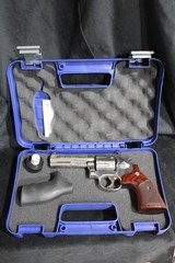 SMITH & WESSON 686-6 - 6 of 6