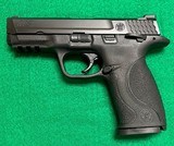 SMITH & WESSON M&P40 - 1 of 6