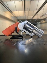 SMITH & WESSON 500 S&W Magnum - 2 of 4
