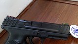 SMITH & WESSON SD40 - 5 of 5