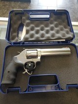 SMITH & WESSON 686-6 - 2 of 7