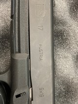 GLOCK 17 - 5 of 7