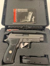 SIG SAUER P226 - 5 of 5