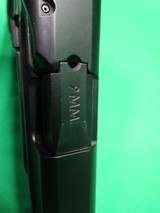 SMITH & WESSON M&P9 M2.0 - 6 of 8