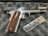 KIMBER 1911 CUSTOM II TWO TONE - 4 of 7