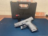 CZ-USA CZ P-10 S Sub Compact. - 4 of 5
