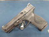 SMITH & WESSON M&P9 M2.0 - 1 of 4