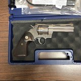 COLT PYTHON STAINLESS 2020 - 2 of 3