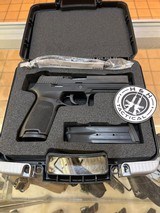 SIG SAUER P250 FULL - 1 of 4