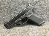 GLOCK 17Gen 5 - 2 of 5