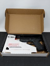 SMITH & WESSON M&P 40 - 1 of 3