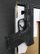 SMITH & WESSON M&P 40 - 2 of 3