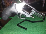 SMITH & WESSON MODEL 60-15 - 4 of 6