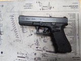 GLOCK 22 G22 GEN 4 .40 (Night Sights) POLICE TRADE IN - 2 of 3
