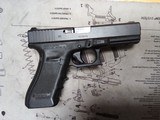 GLOCK 22 G22 GEN 4 .40 (Night Sights) POLICE TRADE IN - 1 of 3