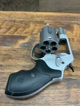 SMITH & WESSON 637-2 - 4 of 7