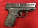 SMITH & WESSON M&P shield 9 - 4 of 7