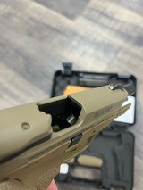 SMITH & WESSON M&P40 SHIELD M2.0 - 3 of 3